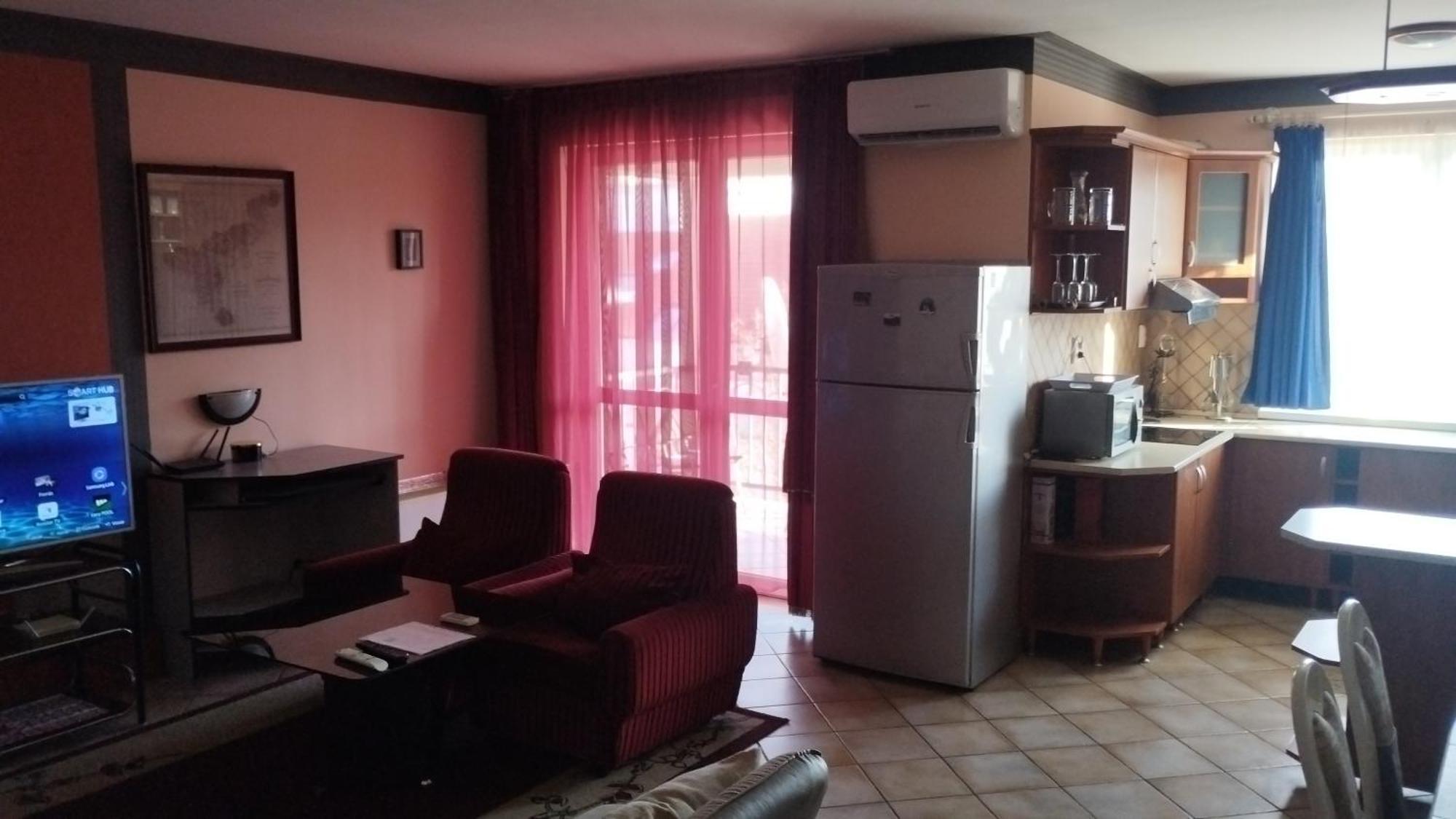 Tommy Apartman Hajdúszoboszló Exteriör bild